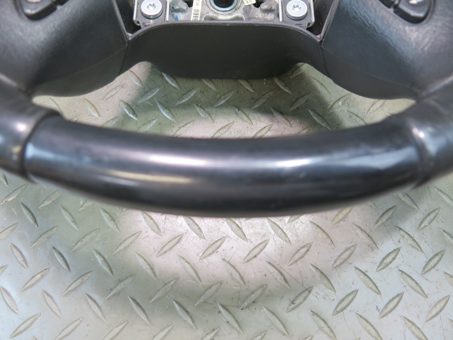 2003-2007 Hummer H2 Leather Black Steering W/ Controls