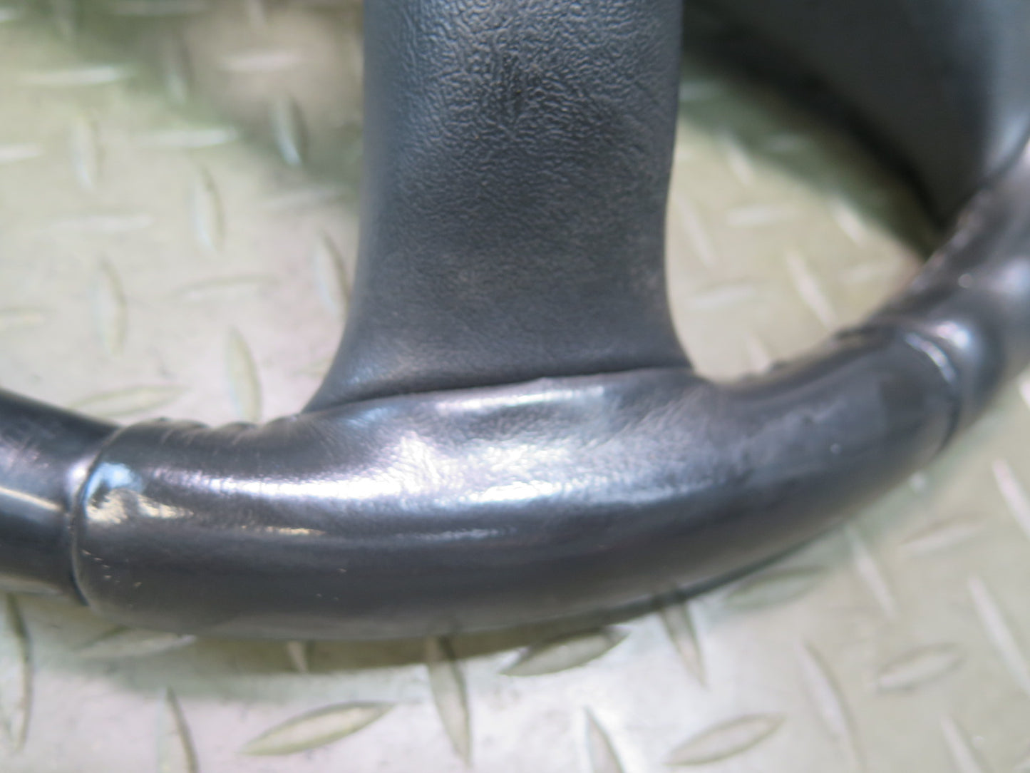 2003-2007 Hummer H2 Leather Black Steering W/ Controls