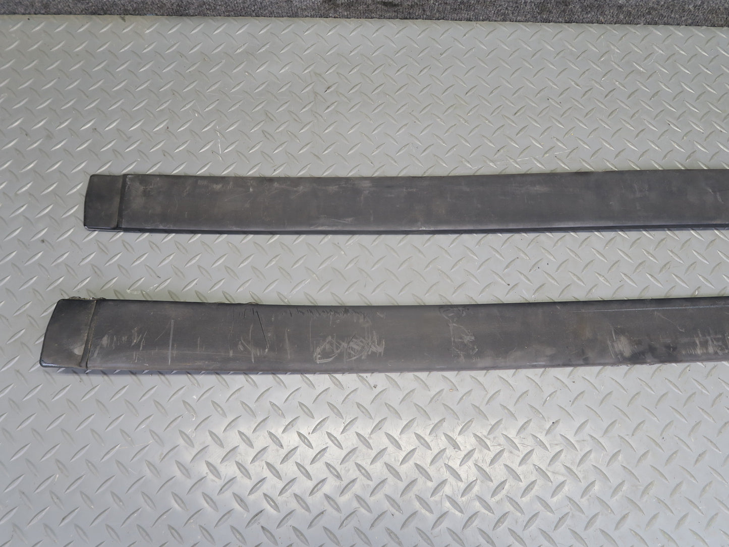 82-83 Datsun S130 280ZX 2+2 6pcs Front Rear Fender & Door Lower Molding Set OEM