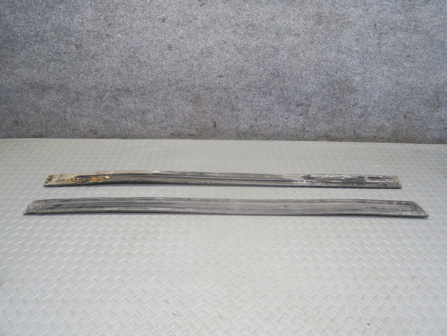 82-83 Datsun S130 280ZX 2+2 6pcs Front Rear Fender & Door Lower Molding Set OEM