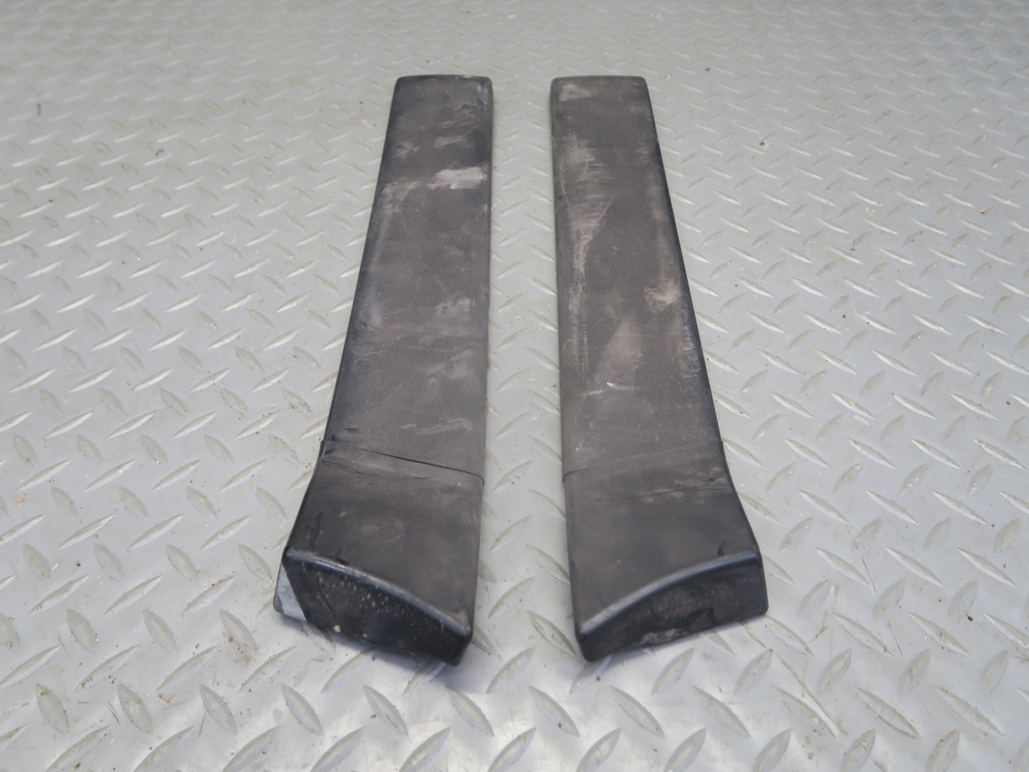 82-83 Datsun S130 280ZX 2+2 6pcs Front Rear Fender & Door Lower Molding Set OEM