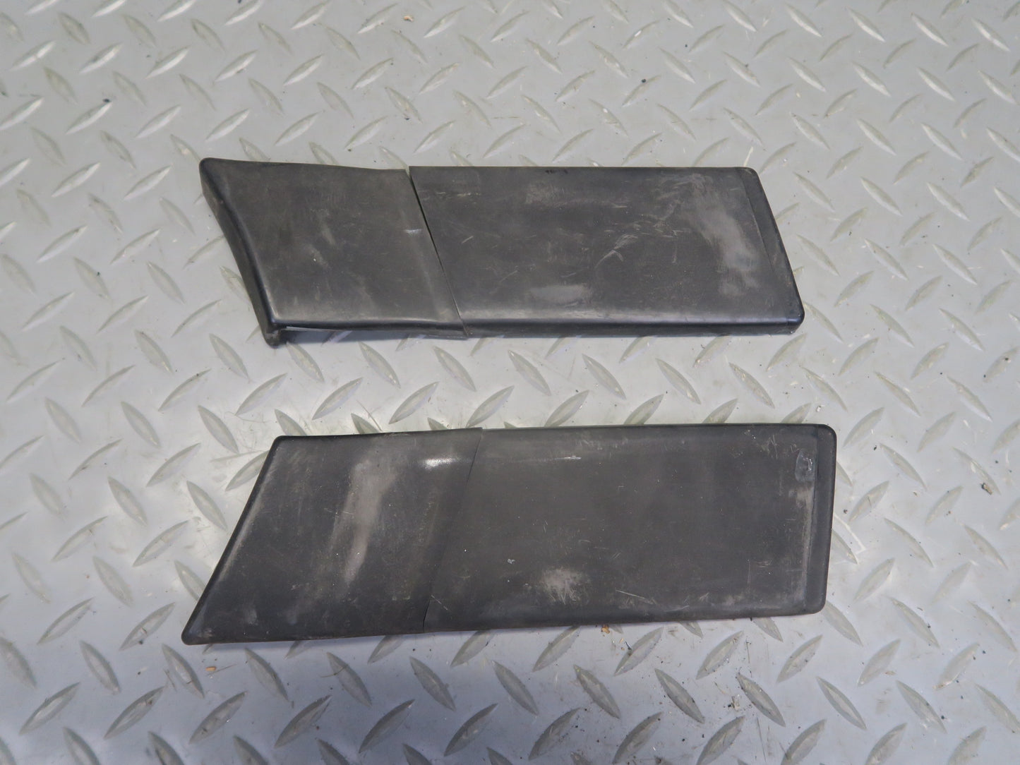 82-83 Datsun S130 280ZX 2+2 6pcs Front Rear Fender & Door Lower Molding Set OEM