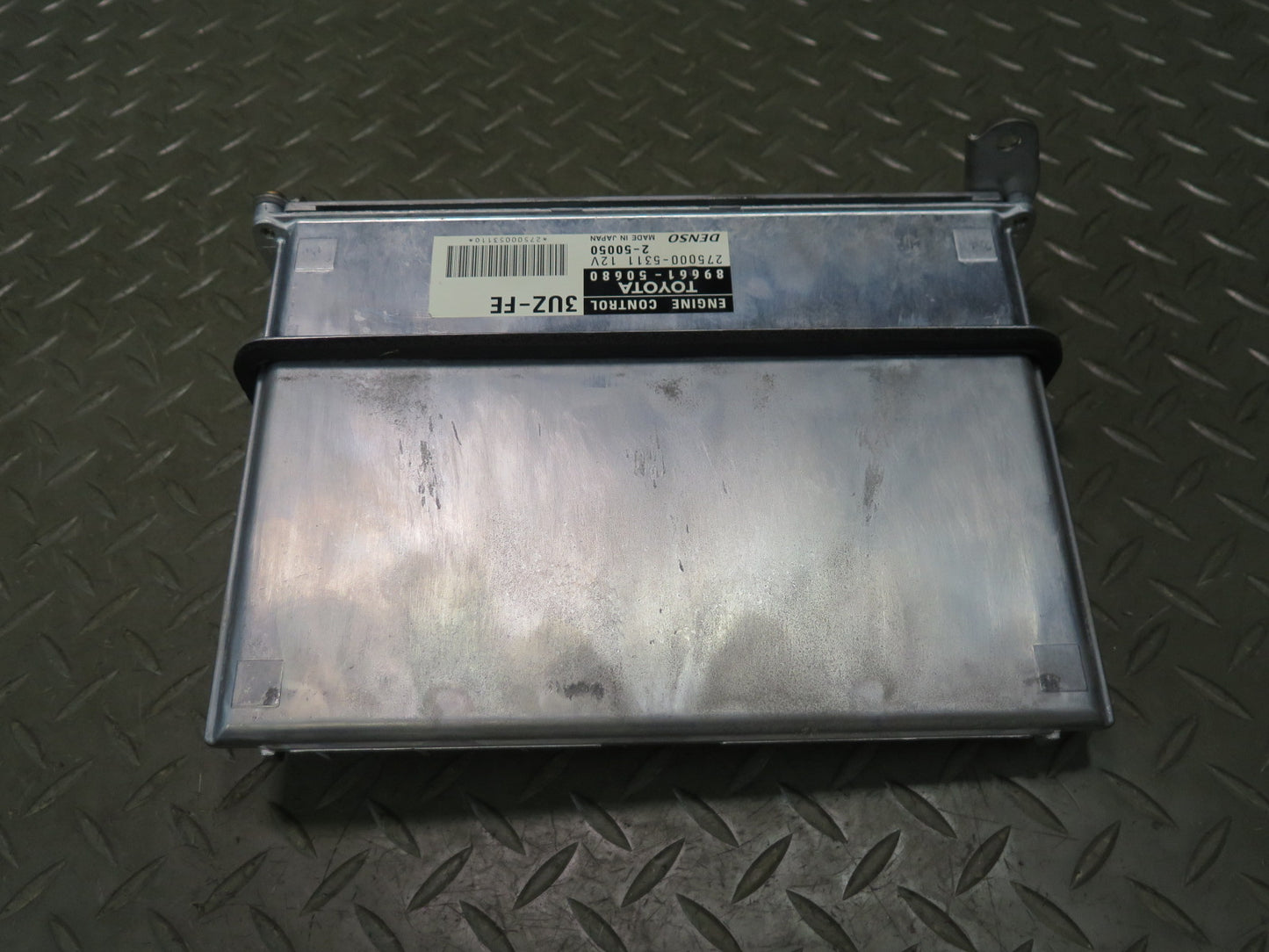 2003 Lexus UCF30L LS430 ECM ECU Engine Control Module 89661-50680 OEM