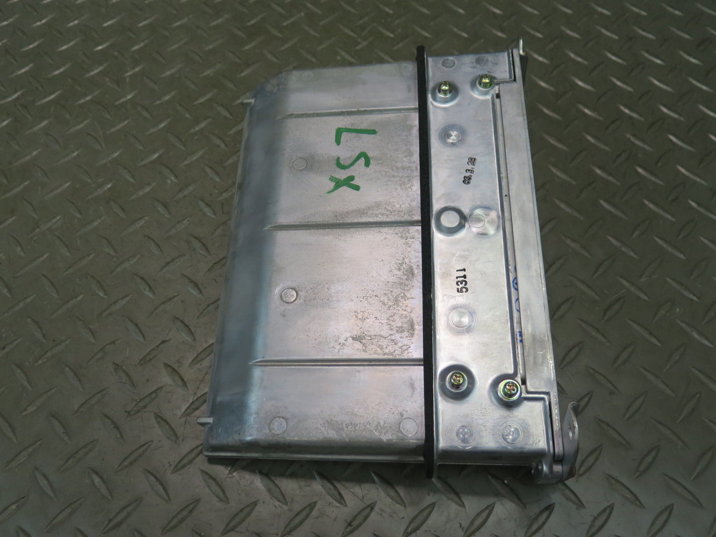 2003 Lexus UCF30L LS430 ECM ECU Engine Control Module 89661-50680 OEM
