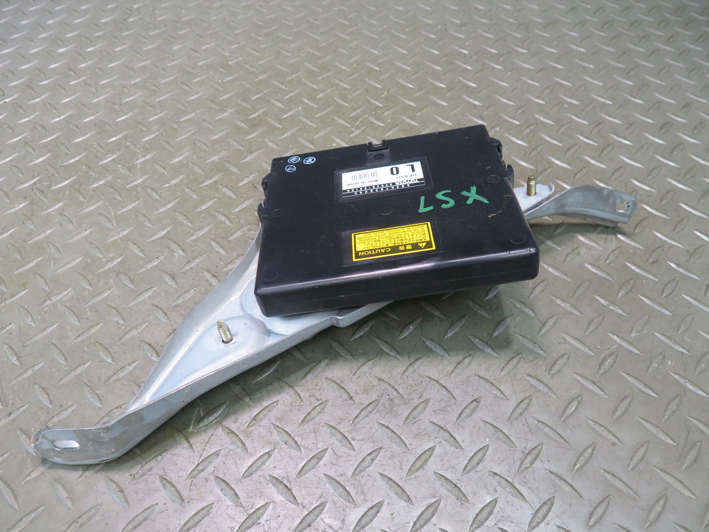 01-03 Lexus UCF30L LS430 ABS TRC VSC Traction Control Module 89540-50150 OEM