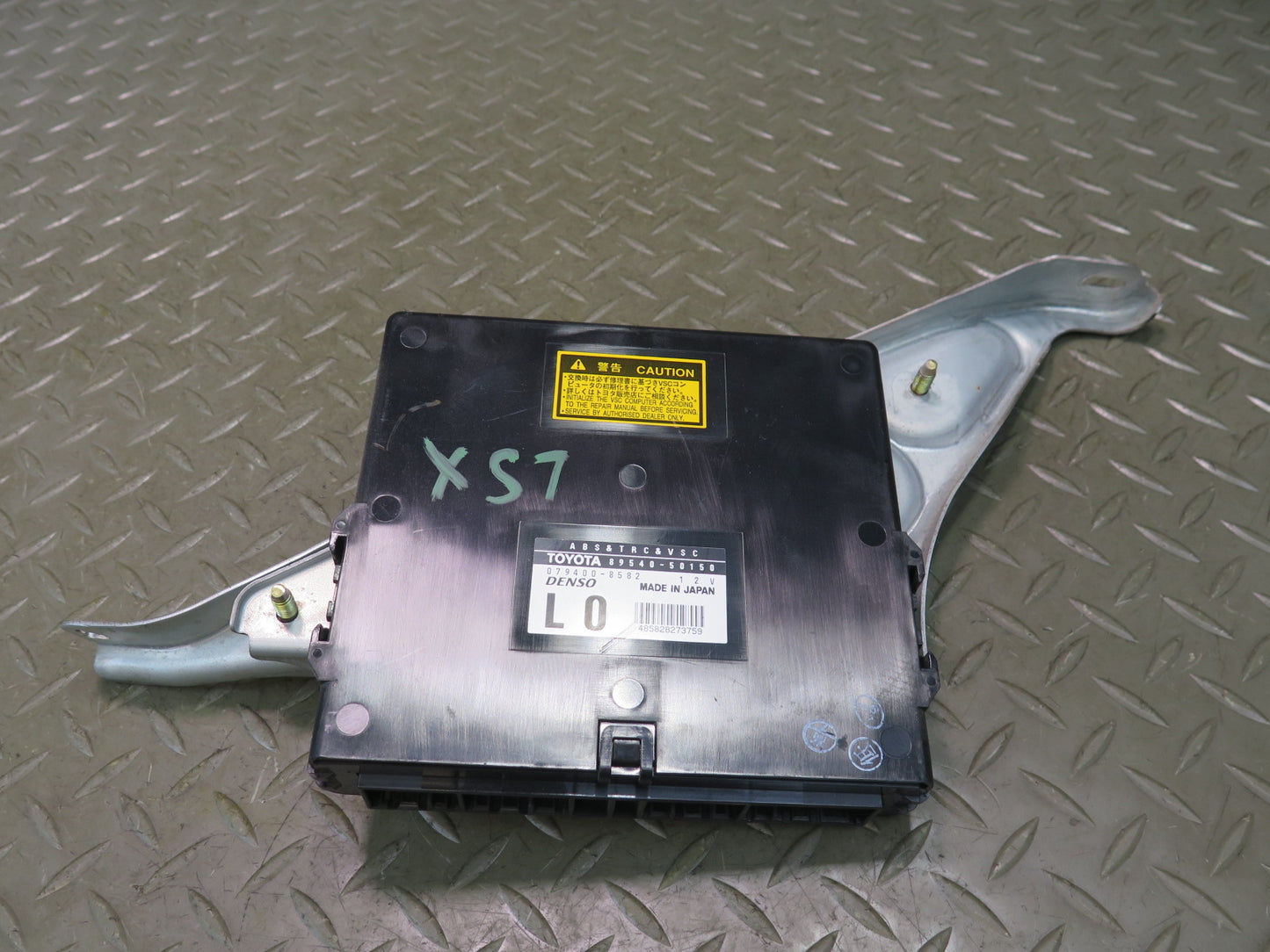 01-03 Lexus UCF30L LS430 ABS TRC VSC Traction Control Module 89540-50150 OEM