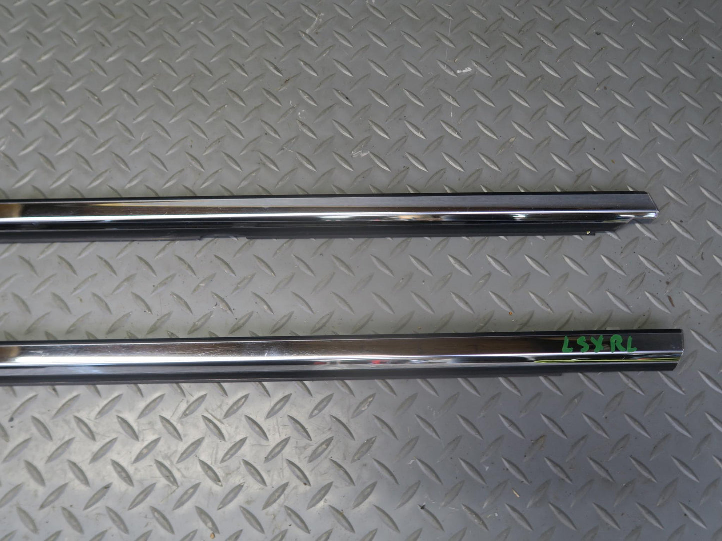 01-06 Lexus UCF30L LS430 Rear Left & Right Door Weatherstrip Molding Set OEM