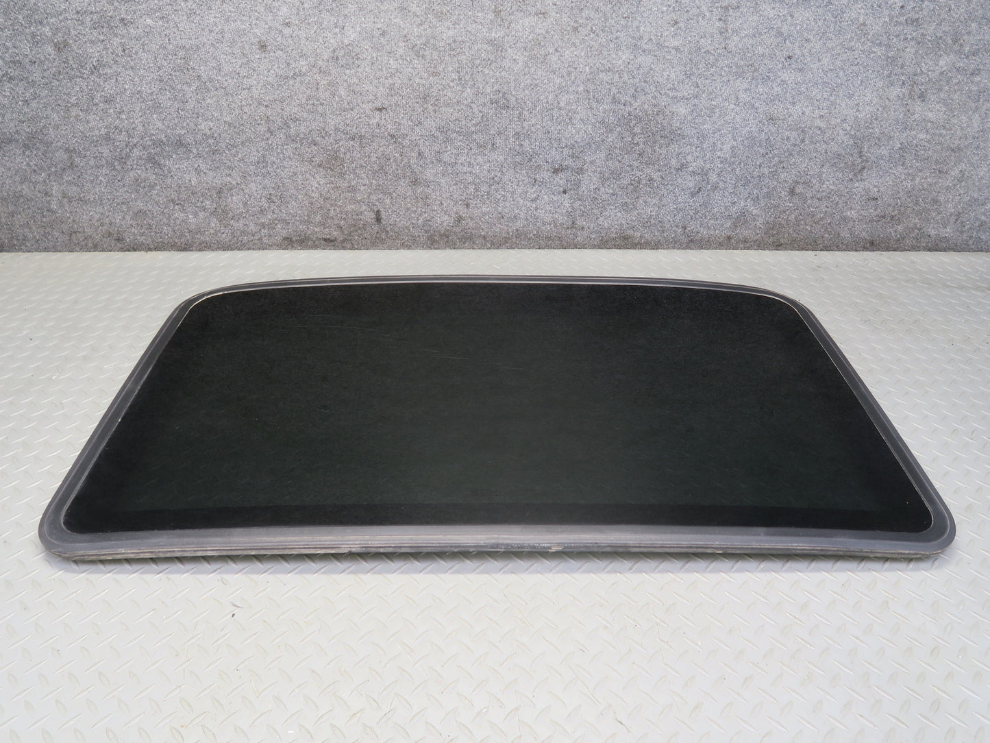 2003-2009 Hummer H2 Front Upper Sunroof Glass Window Panel