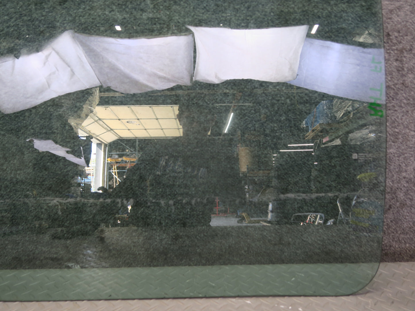 2003-2009 Hummer H2 Front Left Driver Side Door Glass Window