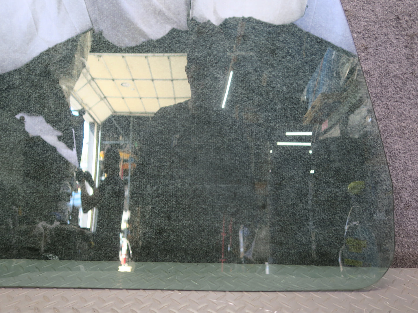 2003-2009 Hummer H2 Front Left Driver Side Door Glass Window