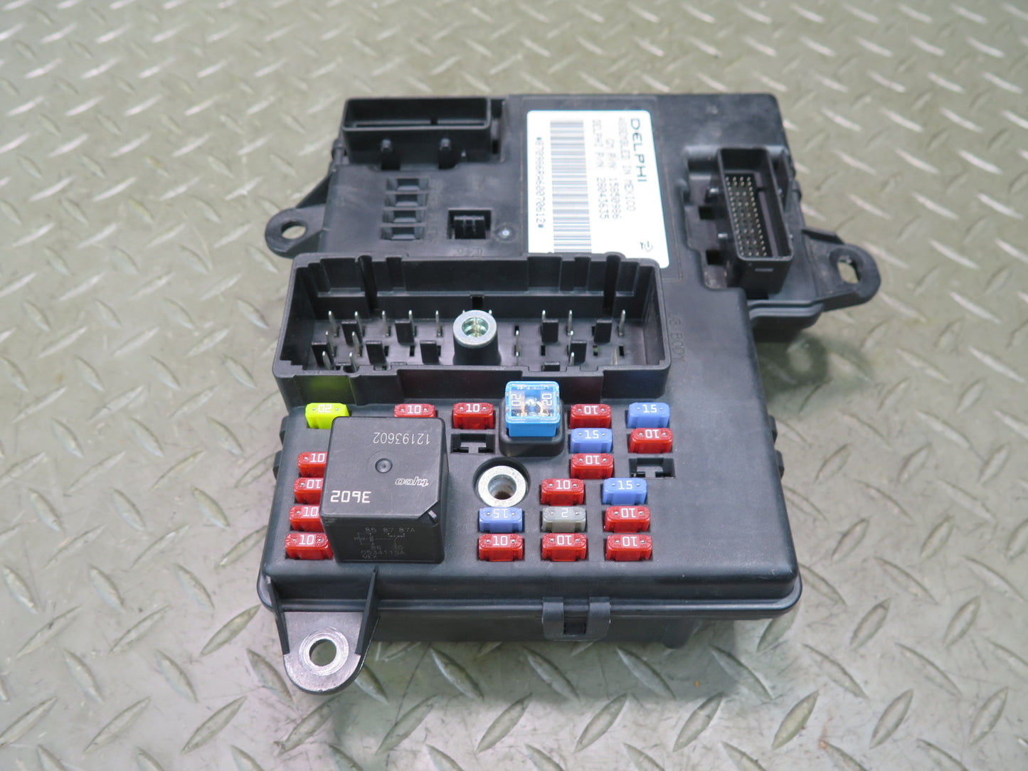 2006 Cadillac XLR BCM BCU Body Cabin Control Module Unit Fuse Box 15850986