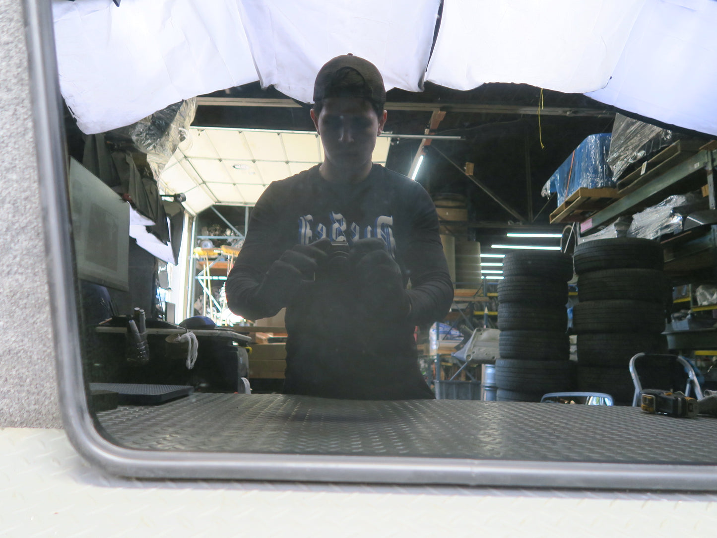 2002-2012 Mercedes W463 G500 Rear Right Quarter Glass Window