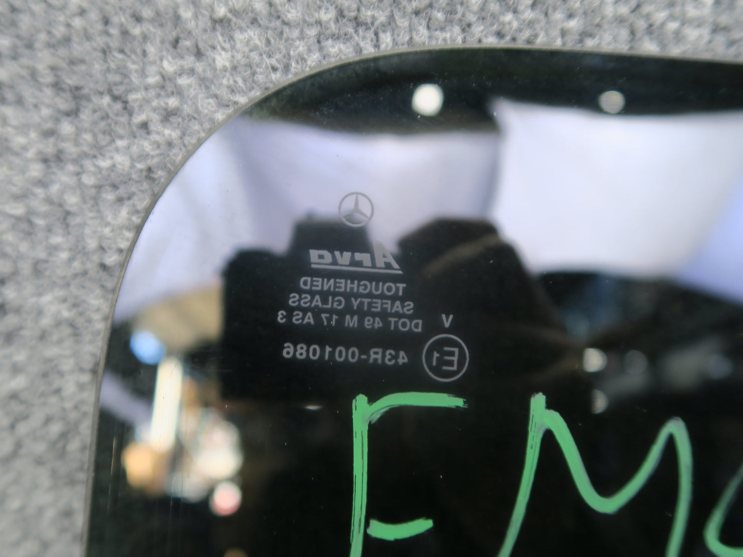 2002-2012 Mercedes W463 G500 Rear Right Door Glass Window