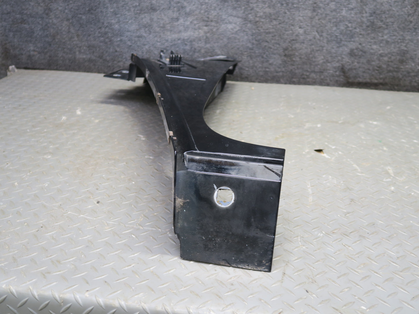 2003-2009 Hummer H2 Front Left Driver Side Fender Shell Cover Panel 15062999