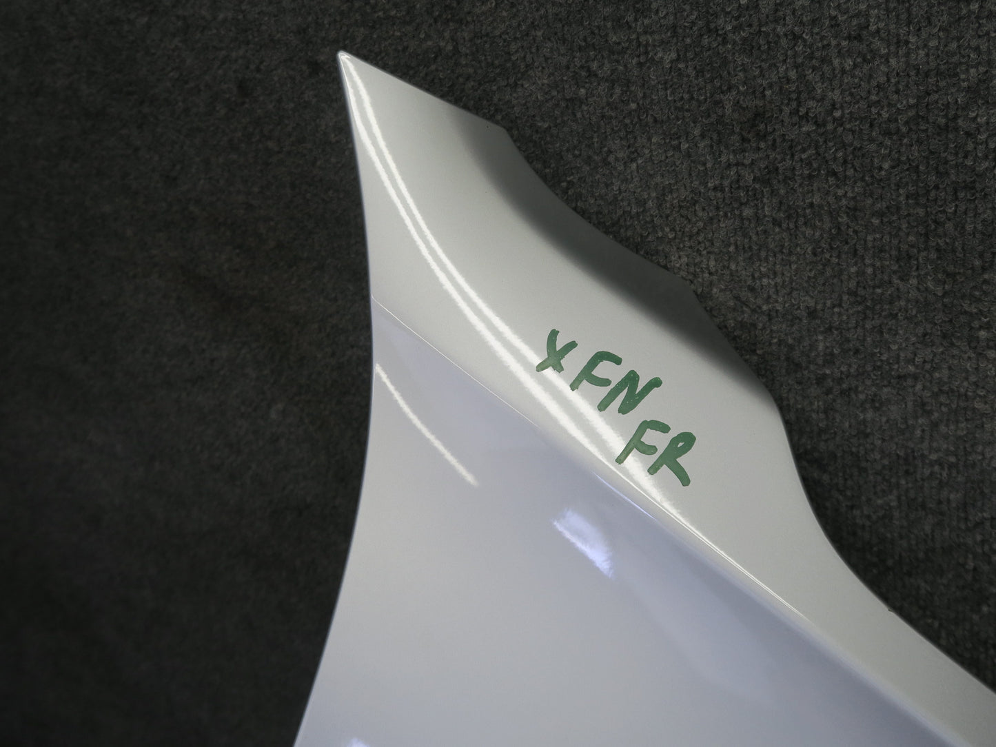 2014-2018 BMW F15 X5 Front Right Fender Shell Panel Glacier Silver