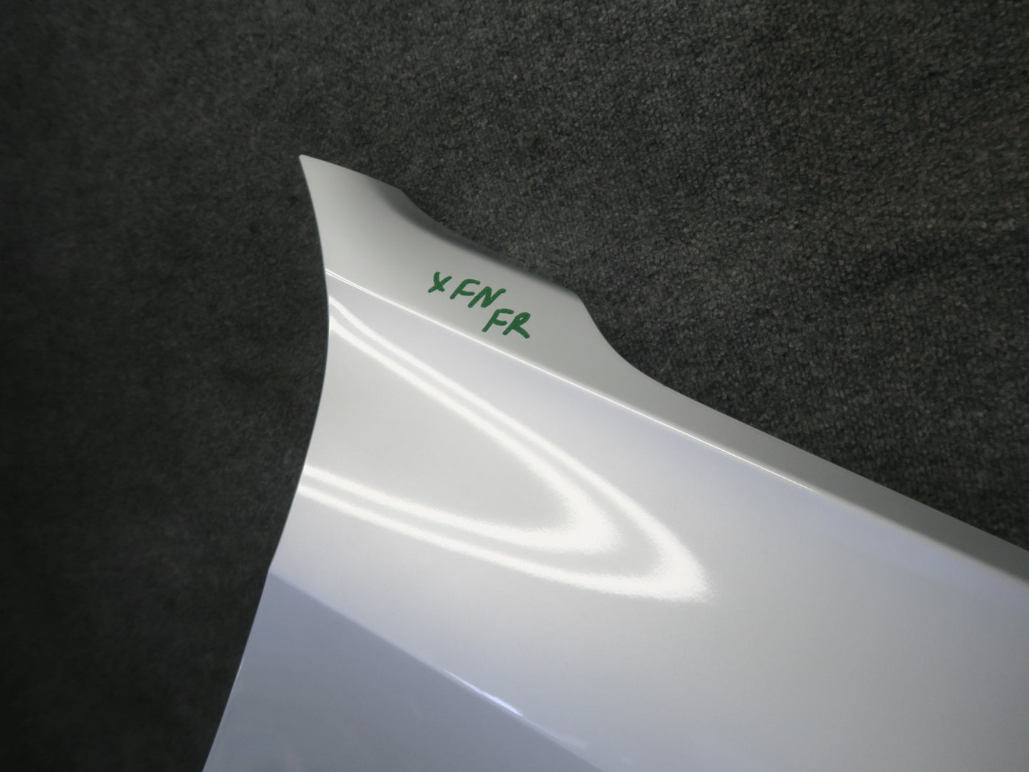 2014-2018 BMW F15 X5 Front Right Fender Shell Panel Glacier Silver