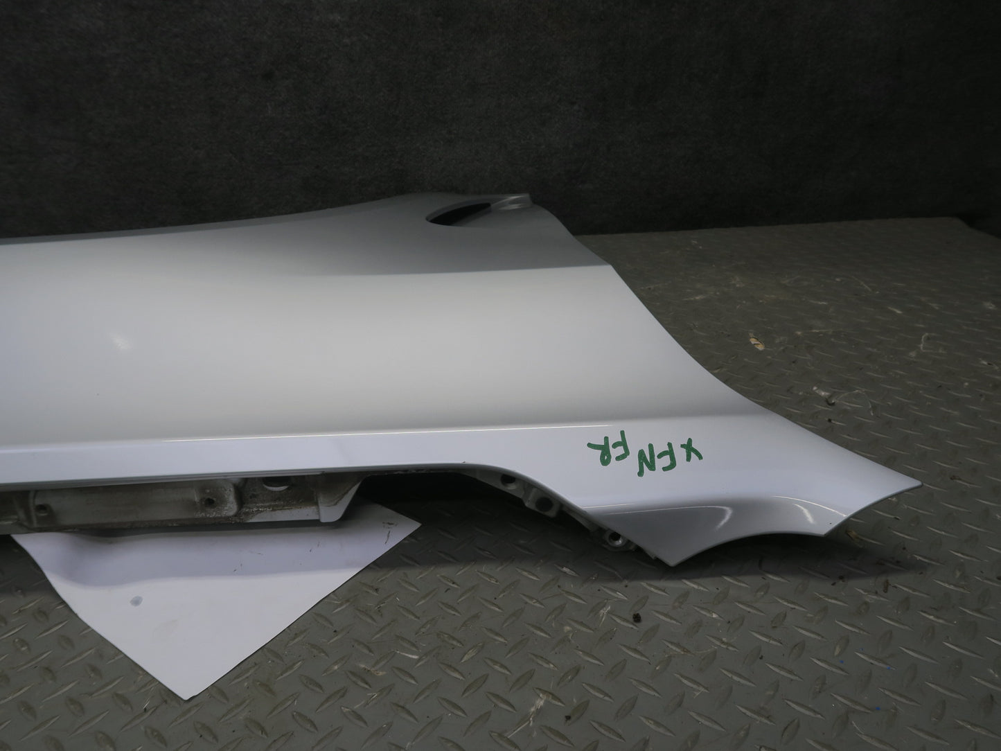 2014-2018 BMW F15 X5 Front Right Fender Shell Panel Glacier Silver