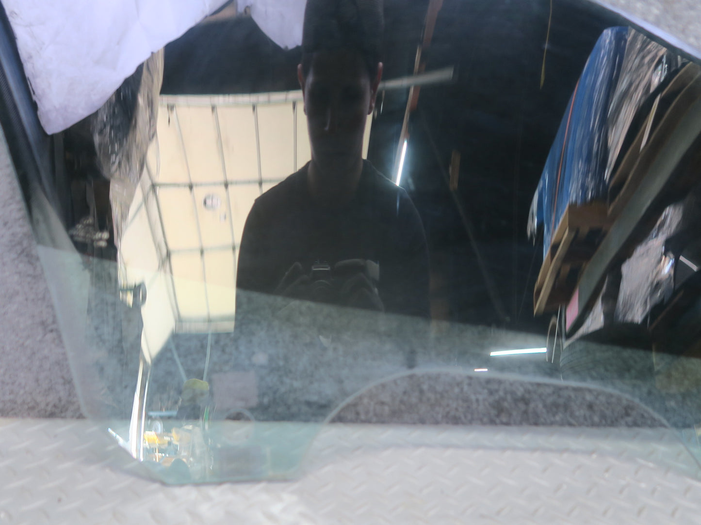 09-16 BMW E89 Z4 Front Left Driver Door Window Glass Tinted OEM