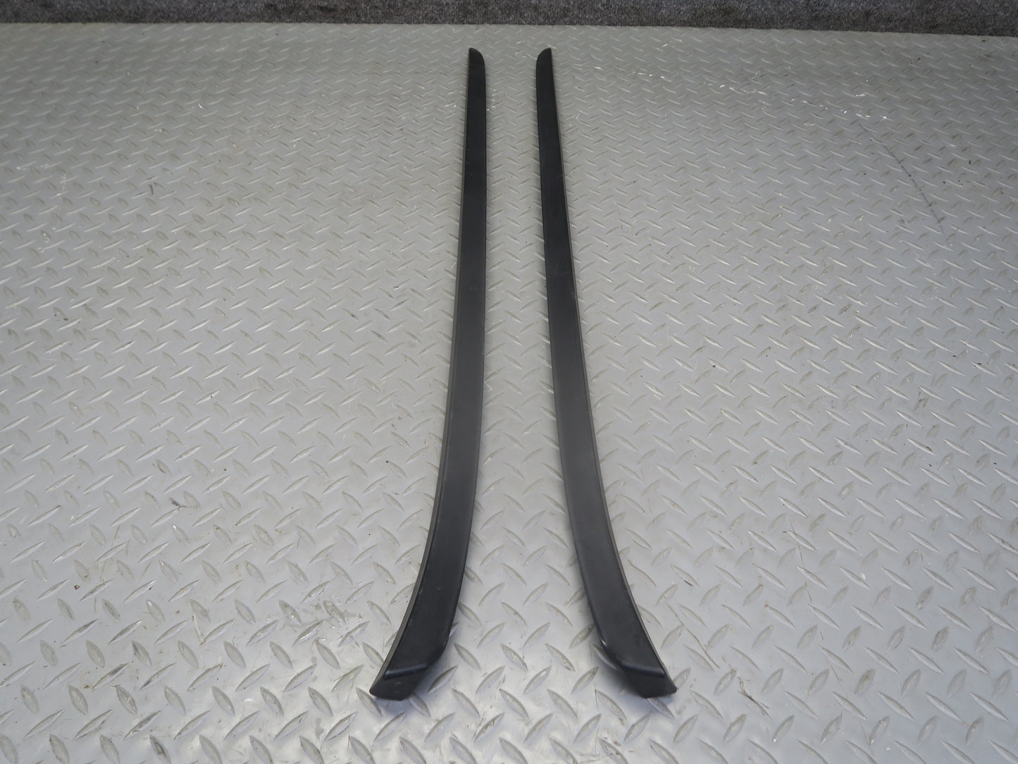 2015-2018 Porsche Cayenne 958 Front Windshield A Pillar Exterior Molding Set