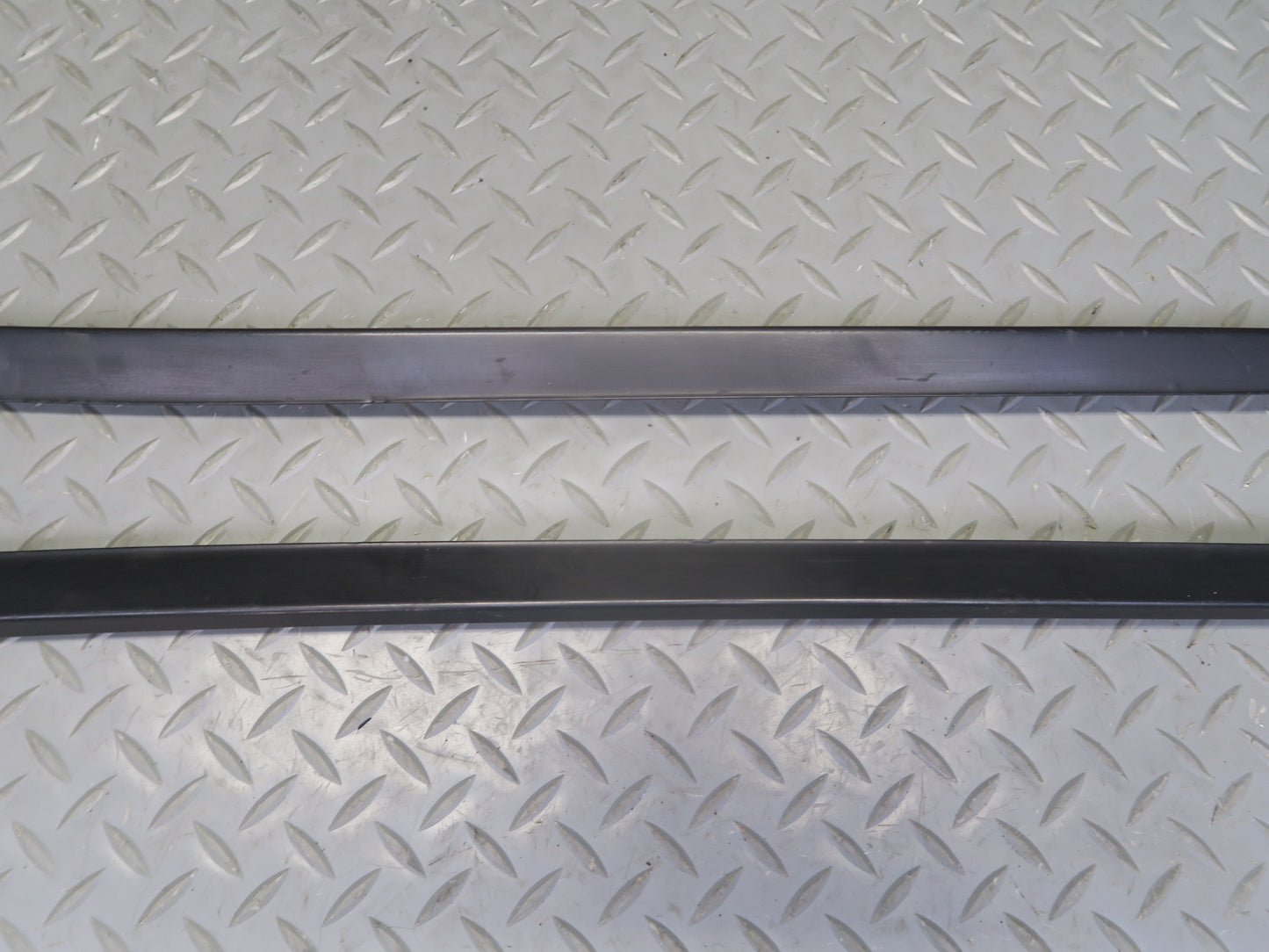 2015-2018 Porsche Cayenne 958 Front Windshield A Pillar Exterior Molding Set