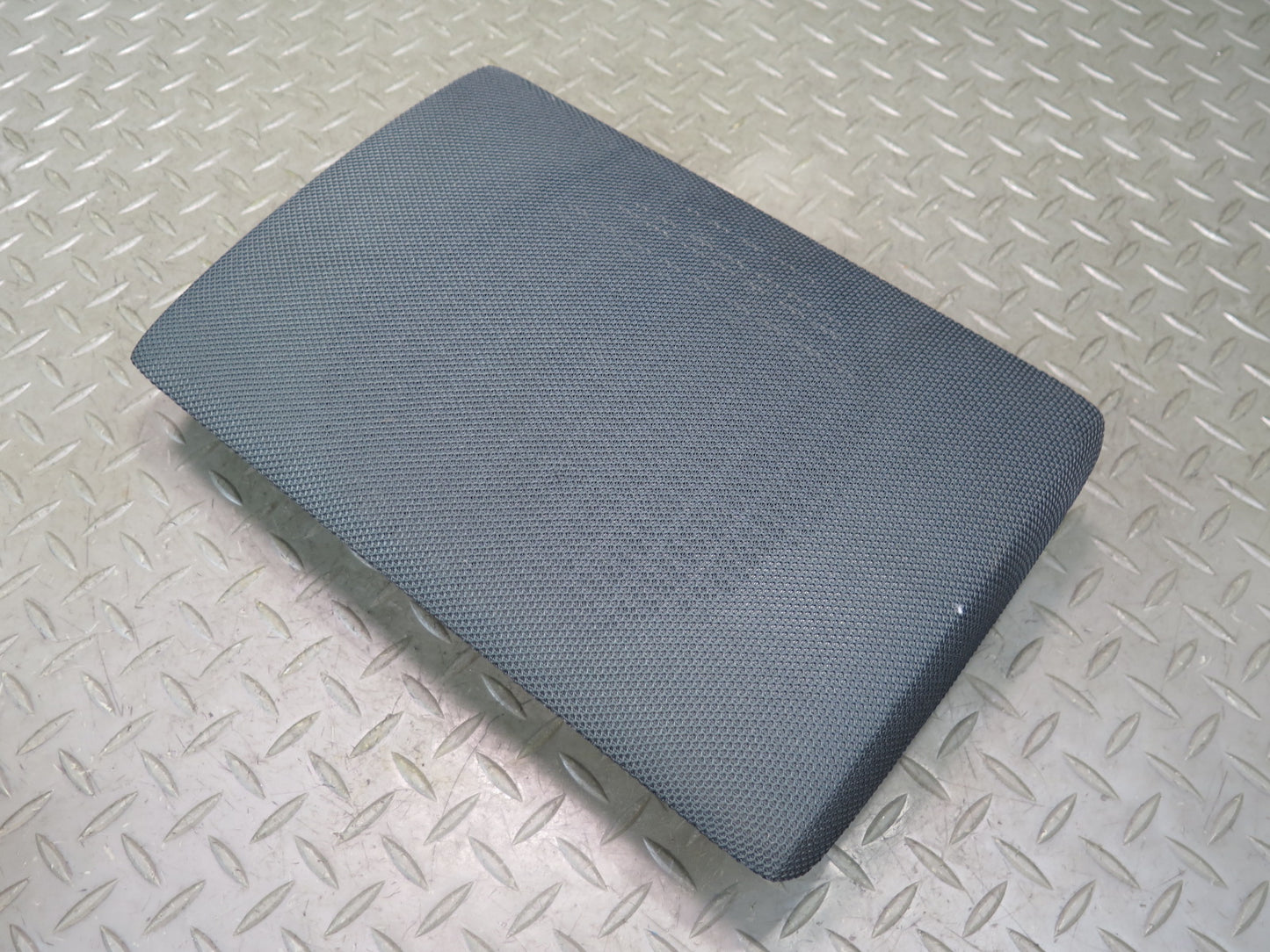 01-06 Lexus UCF30L LS430 Rear Shelf Speaker Grille Cover 64033-50090 OEM