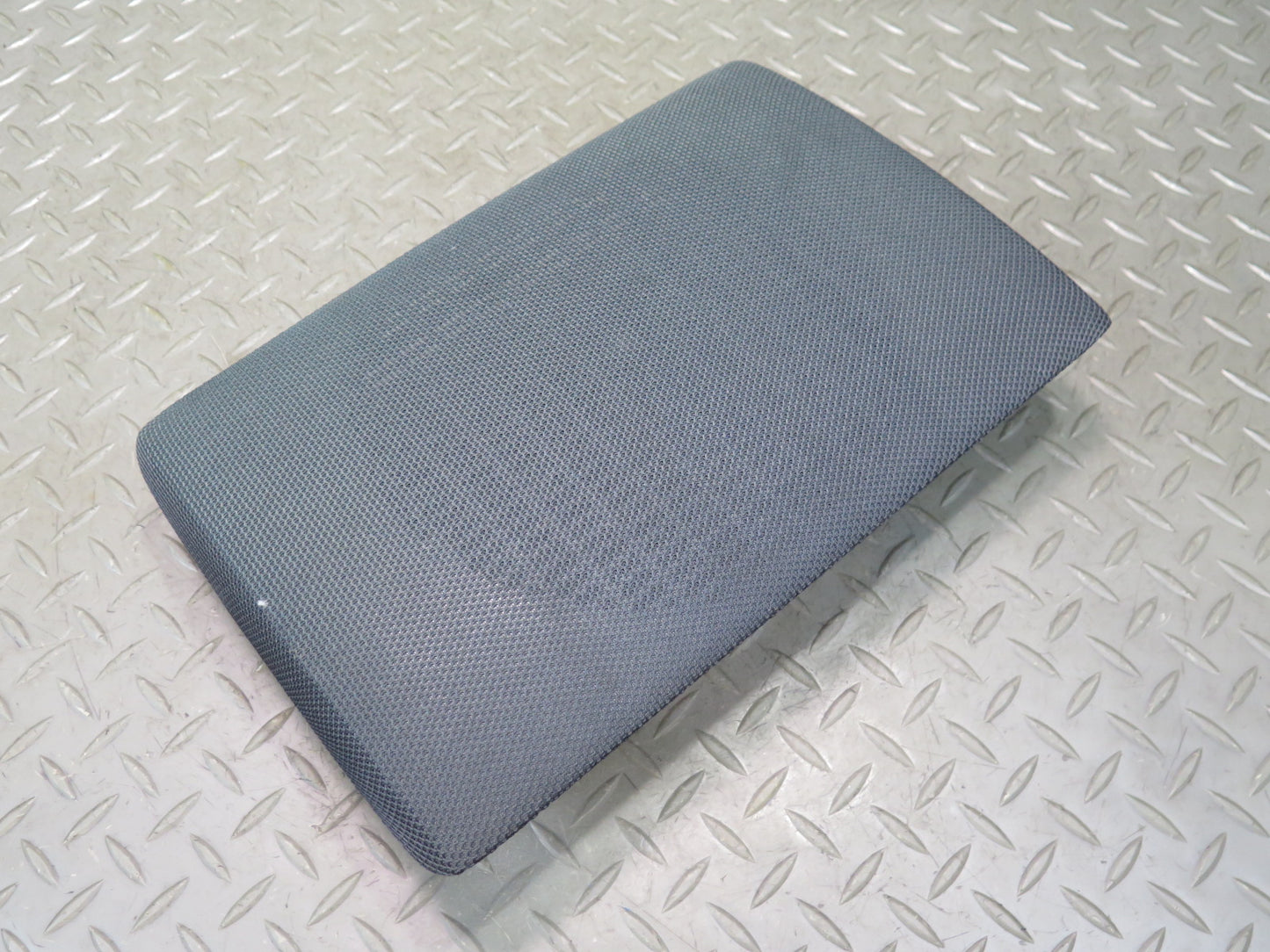 01-06 Lexus UCF30L LS430 Rear Shelf Speaker Grille Cover 64033-50090 OEM