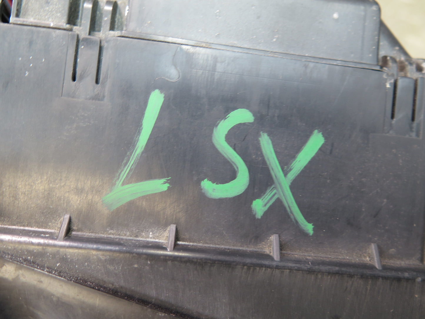 01-03 Lexus UCF30L LS430 Front Left Underhood Relay Fuse Box OEM