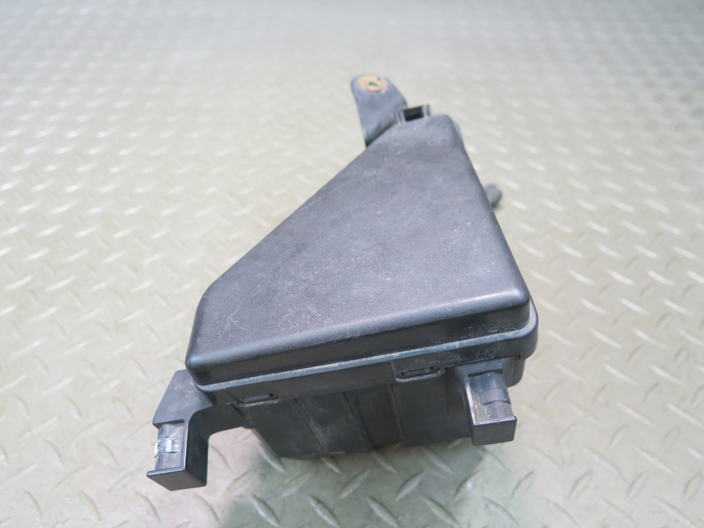 01-03 Lexus UCF30L LS430 Front Left Underhood Relay Fuse Box OEM