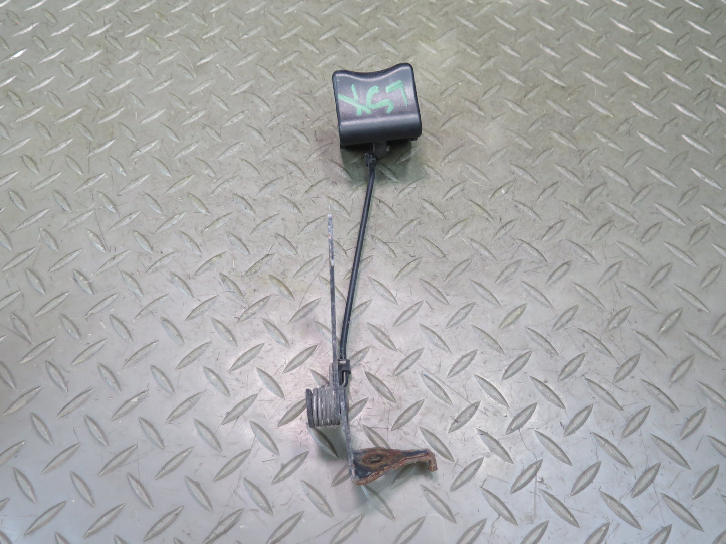 01-03 Lexus UCF30L LS430 Hood Lock Catch Open Release Mechanism OEM