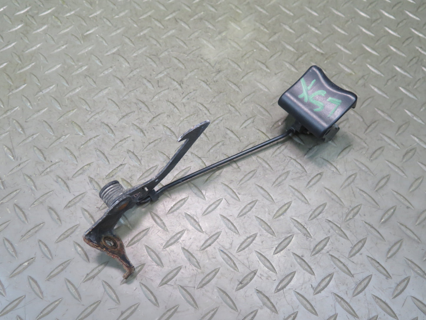 01-03 Lexus UCF30L LS430 Hood Lock Catch Open Release Mechanism OEM