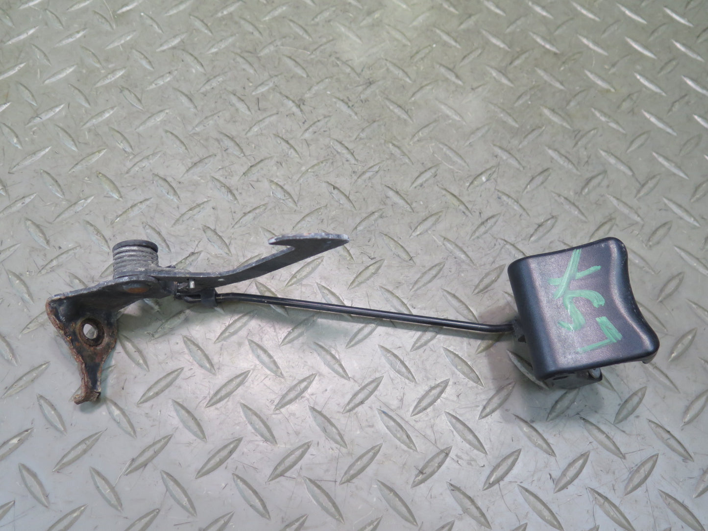 01-03 Lexus UCF30L LS430 Hood Lock Catch Open Release Mechanism OEM