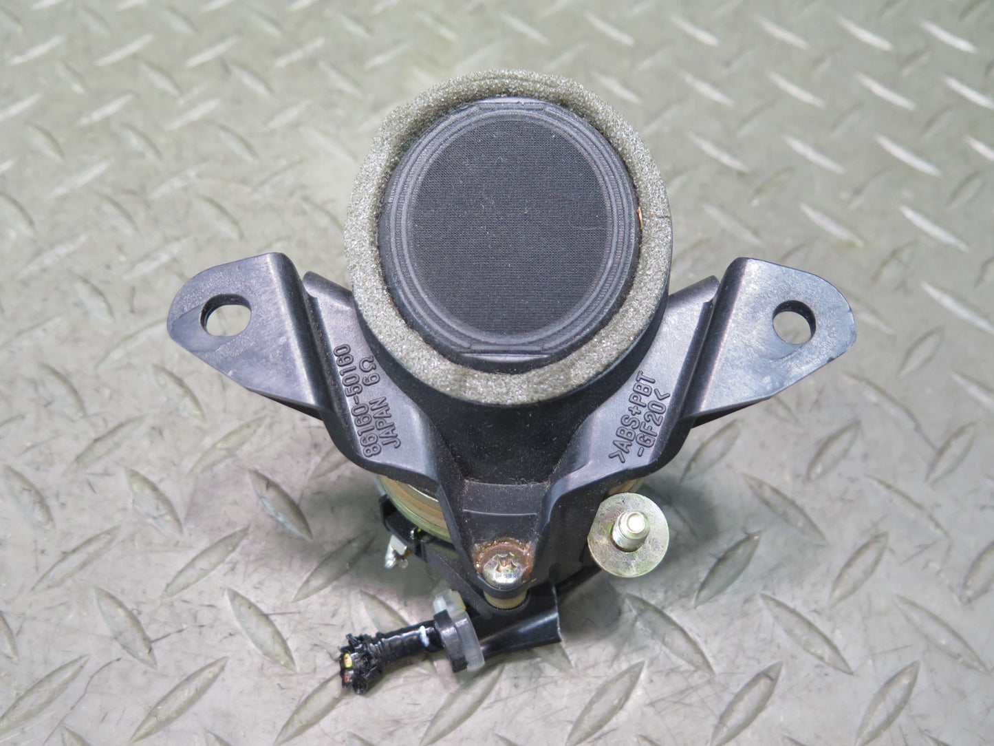 01-06 Lexus UCF30L LS430 Set of 2 Front Left & Right Door Tweeter Speaker OEM