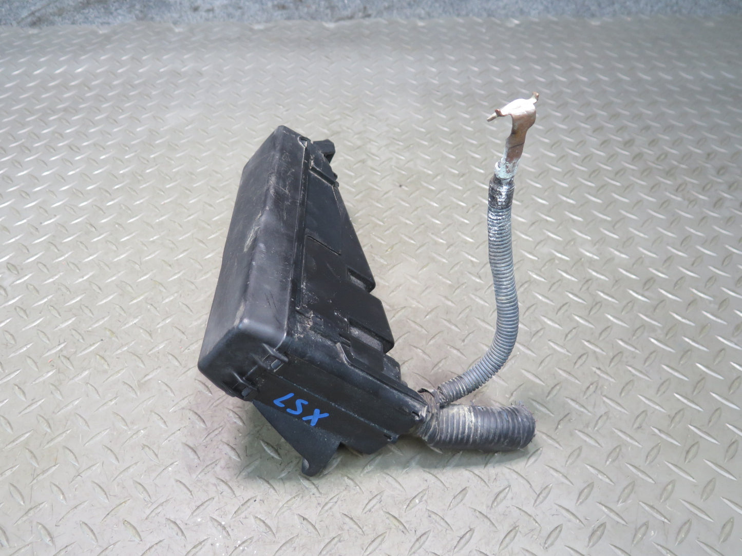 01-03 Lexus UCF30L LS430 Under Hood Junction Relay Fuse Box OEM