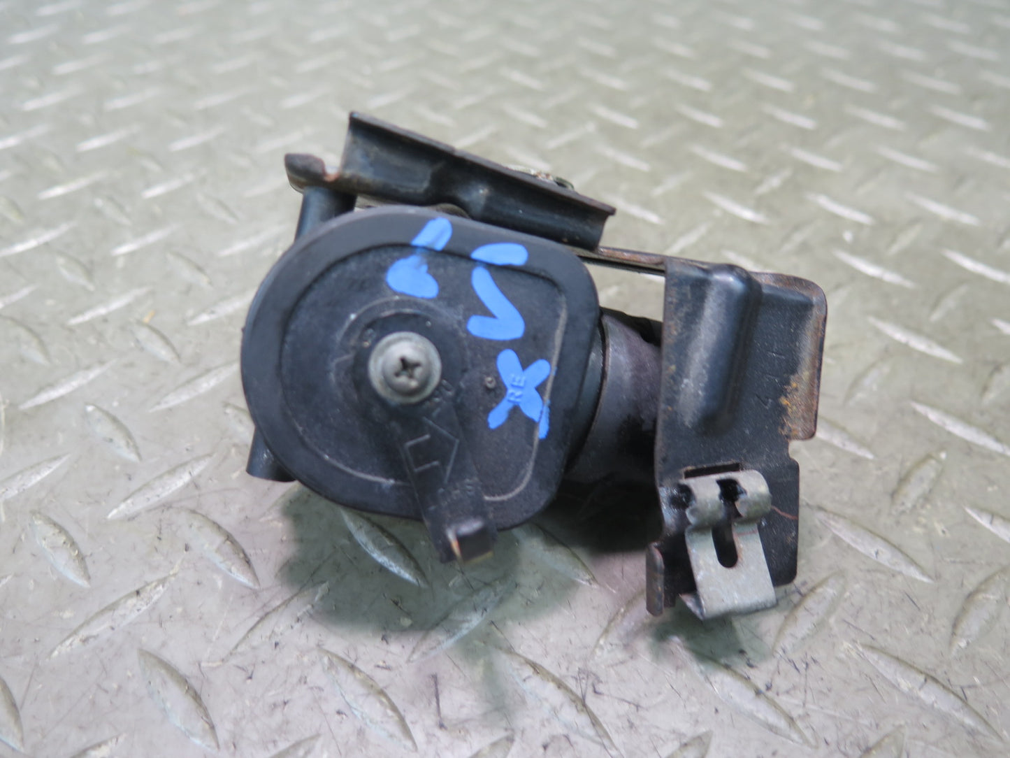 01-06 Lexus UCF30L LS430 Hvac Heater Control Water Valve OEM
