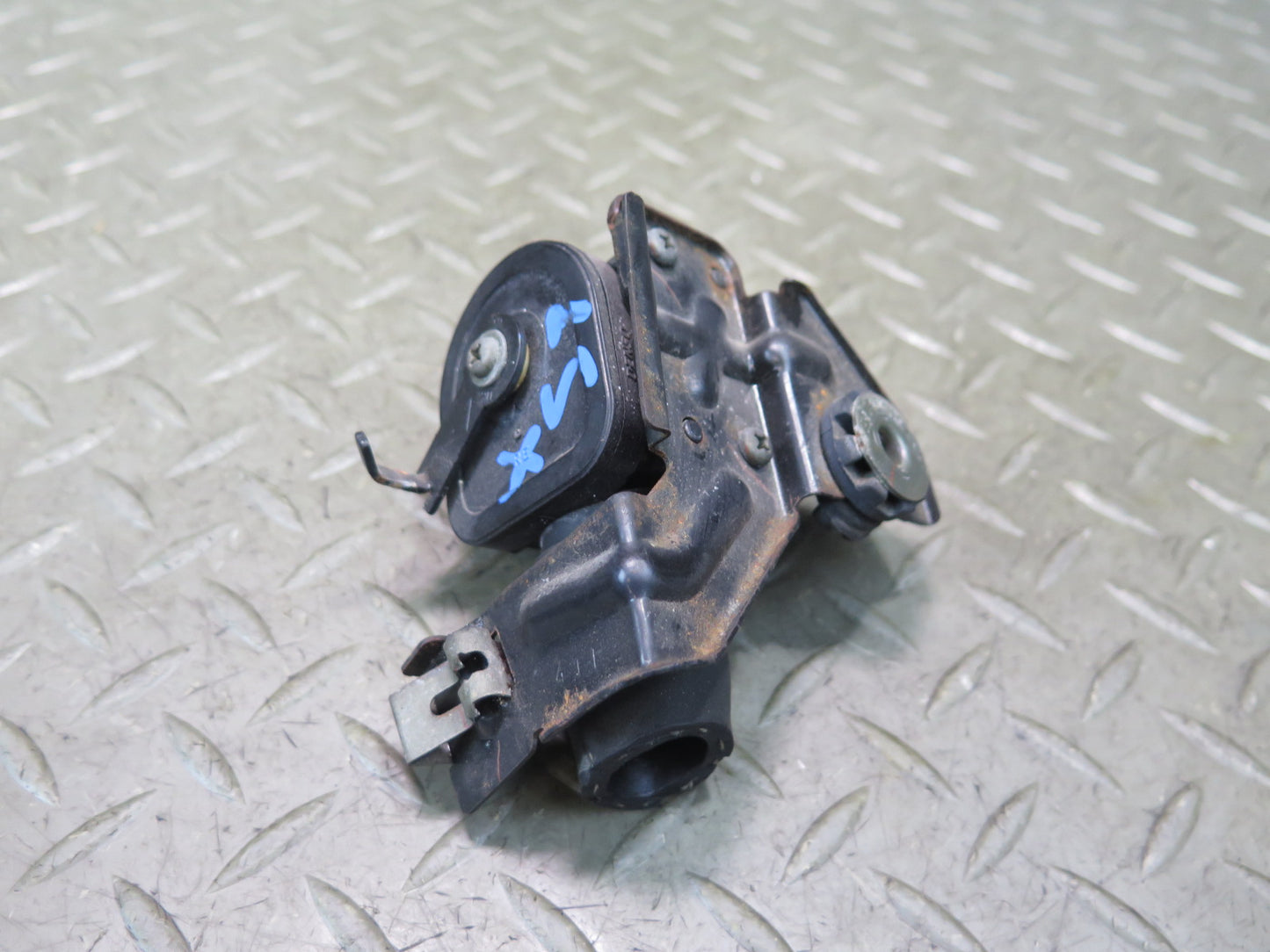 01-06 Lexus UCF30L LS430 Hvac Heater Control Water Valve OEM