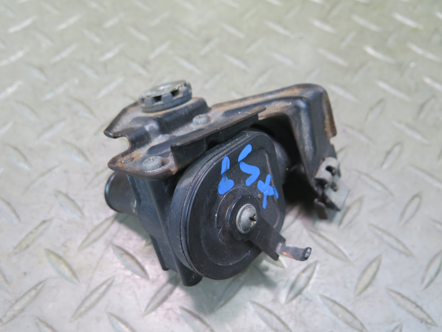 01-06 Lexus UCF30L LS430 Hvac Heater Control Water Valve OEM