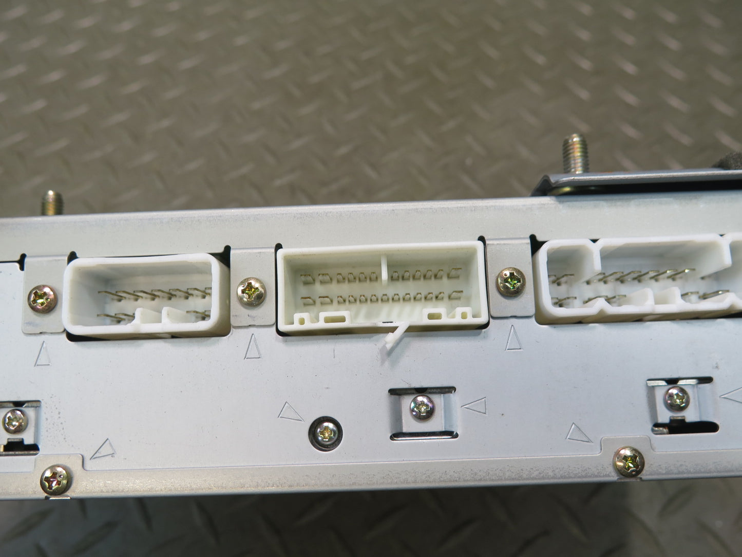 01-03 Lexus UCF30L LS430 Pioneer Radio Audio Amplifier AMP 86280-50231 OEM
