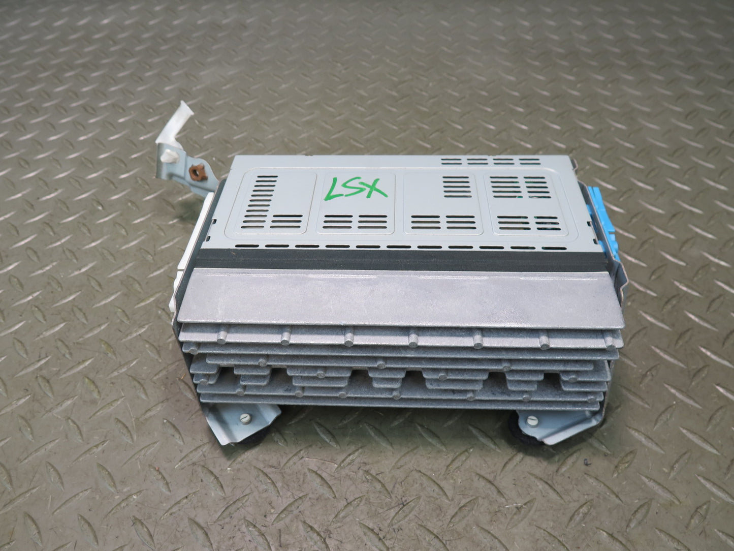 01-03 Lexus UCF30L LS430 Pioneer Radio Audio Amplifier AMP 86280-50231 OEM
