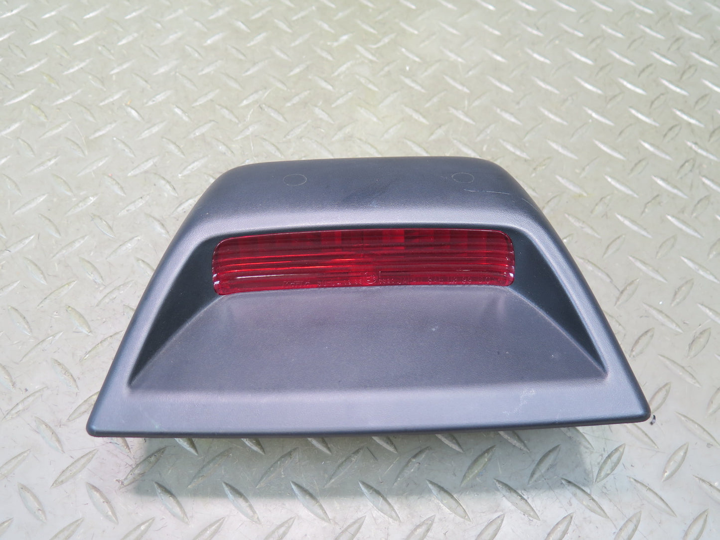 01-06 Lexus UCF30L LS430 Rear Third 3RD Brake Light Lamp OEM