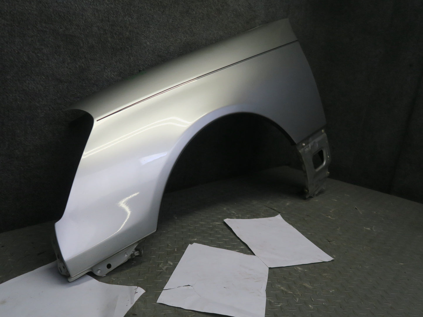 01-03 Lexus UCF30L LS430 Front Left Fender Shell Panel Cover OEM