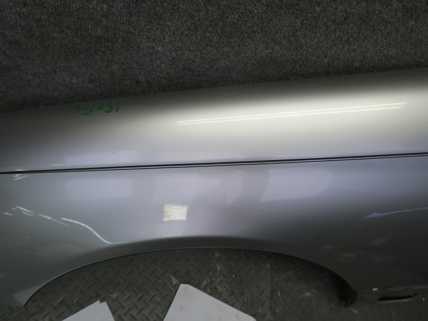 01-03 Lexus UCF30L LS430 Front Left Fender Shell Panel Cover OEM