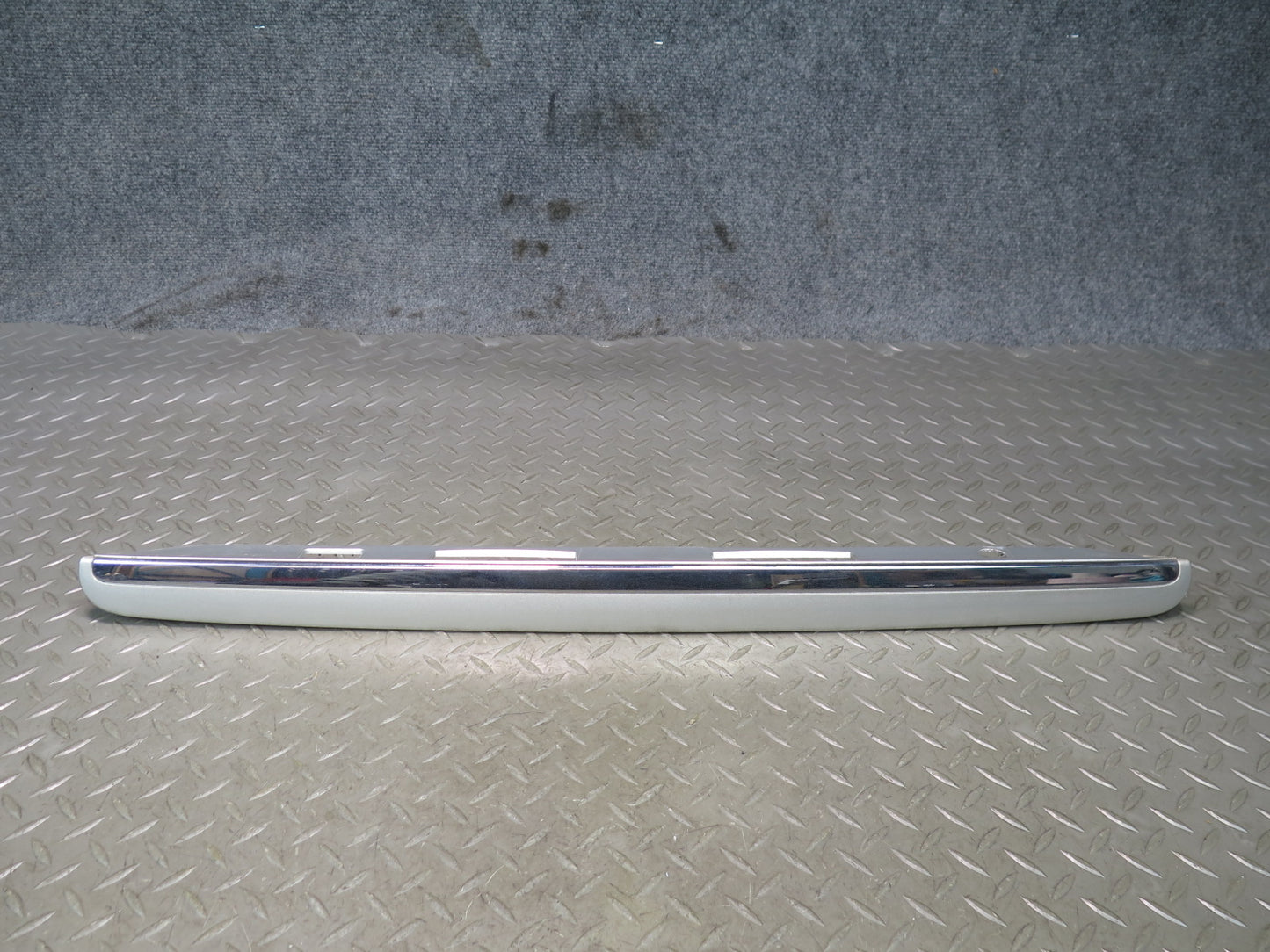 01-03 Lexus LS430 UCF30L Rear Trunk License Light Trim Molding Cover Panel OEM