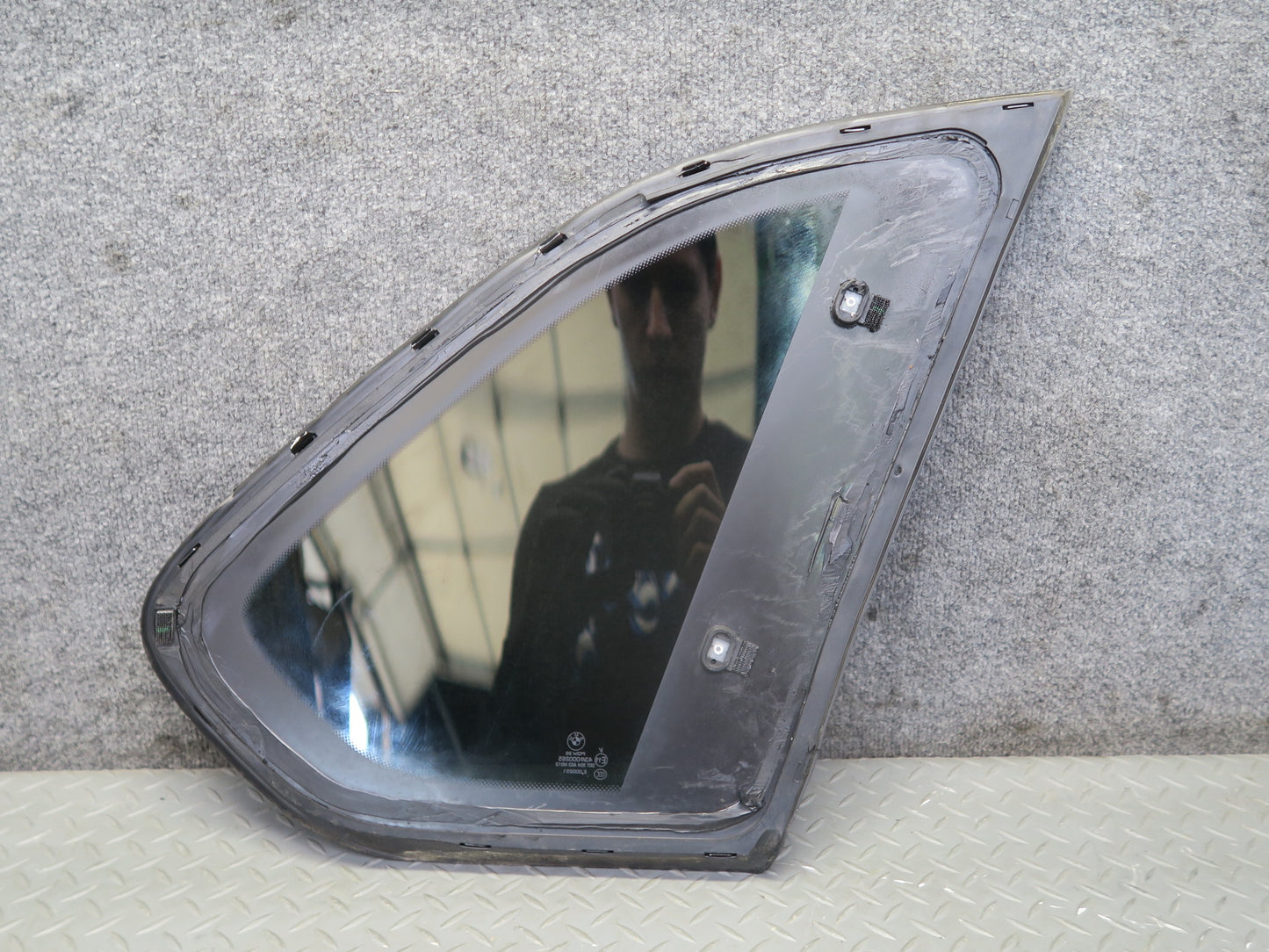 2014-2018 BMW F15 X5 Rear Left Quarter Glass Window w Black Molding