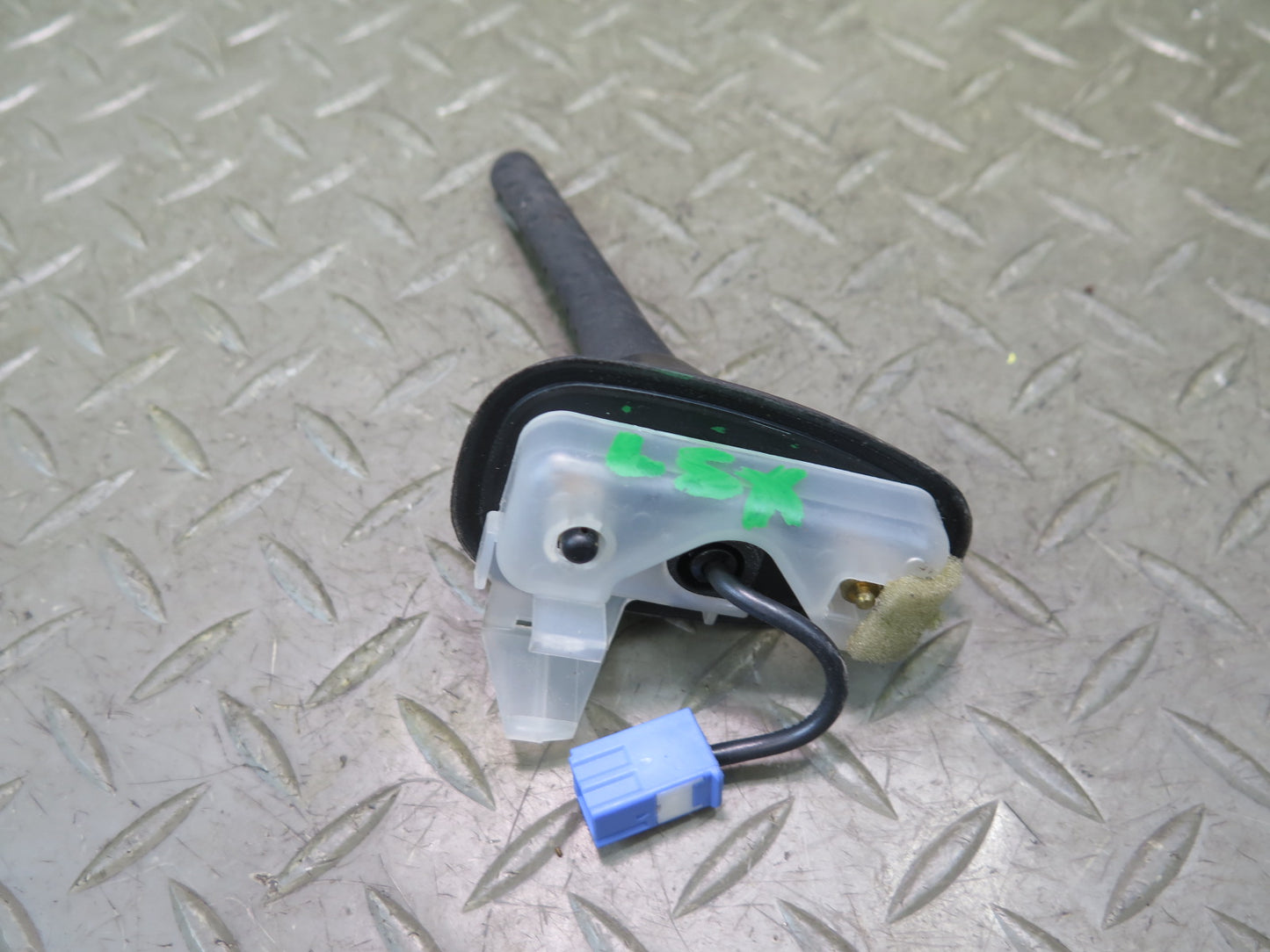 01-06 Lexus UCF30L LS430 Rear Roof Antenna OEM