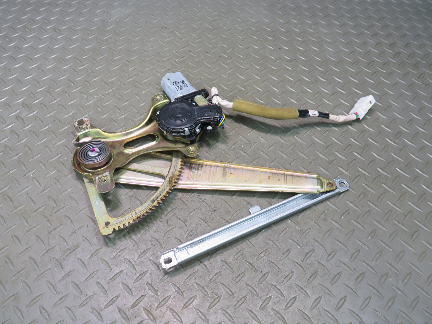 01-06 Lexus UCF30L LS430 Rear Left Door Window Regulator w Motor OEM