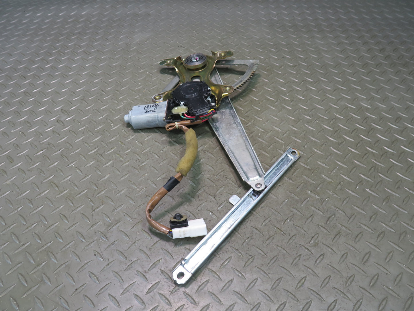 01-06 Lexus UCF30L LS430 Rear Right Door Window Regulator w Motor OEM