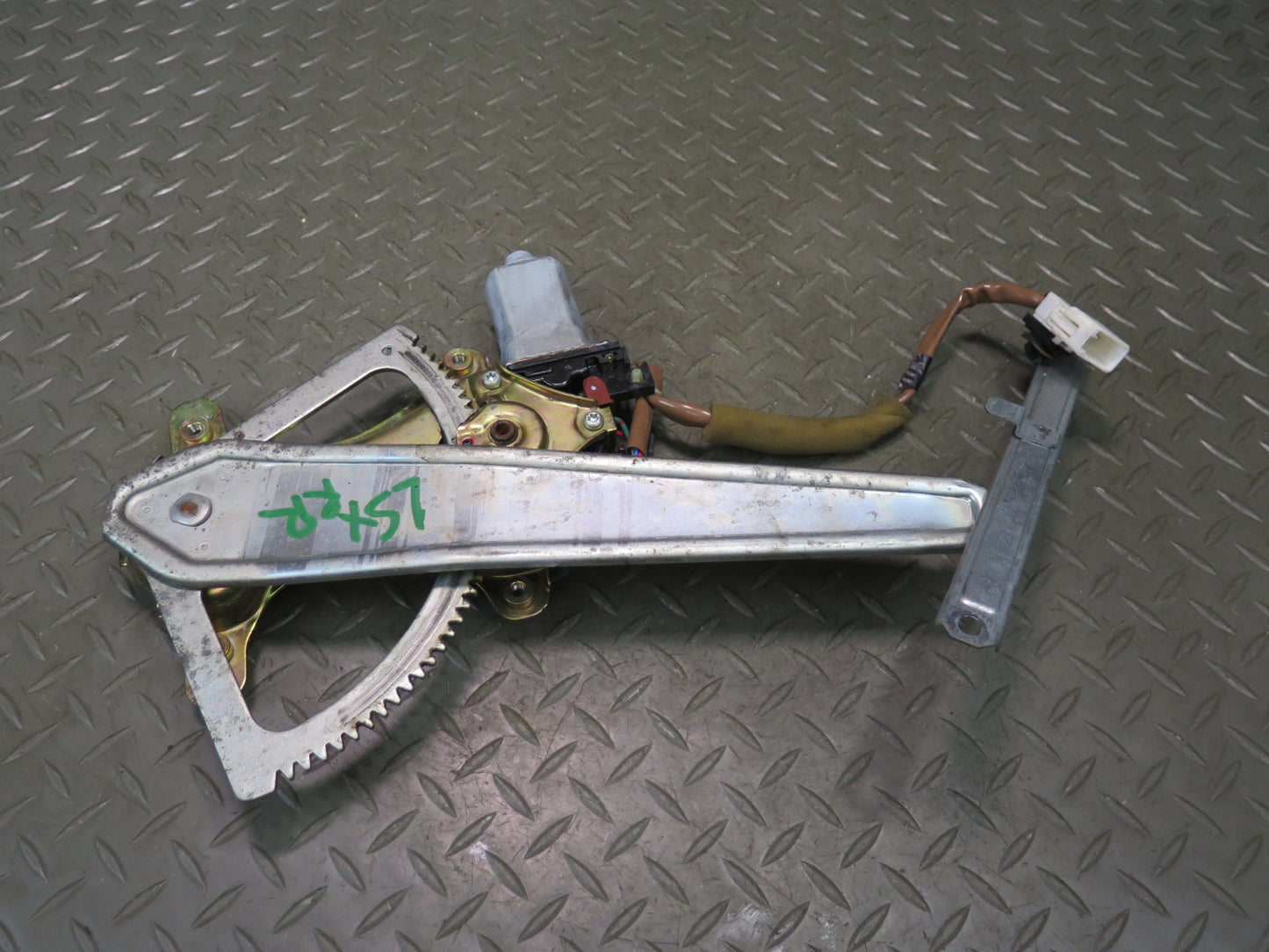 01-06 Lexus UCF30L LS430 Rear Right Door Window Regulator w Motor OEM