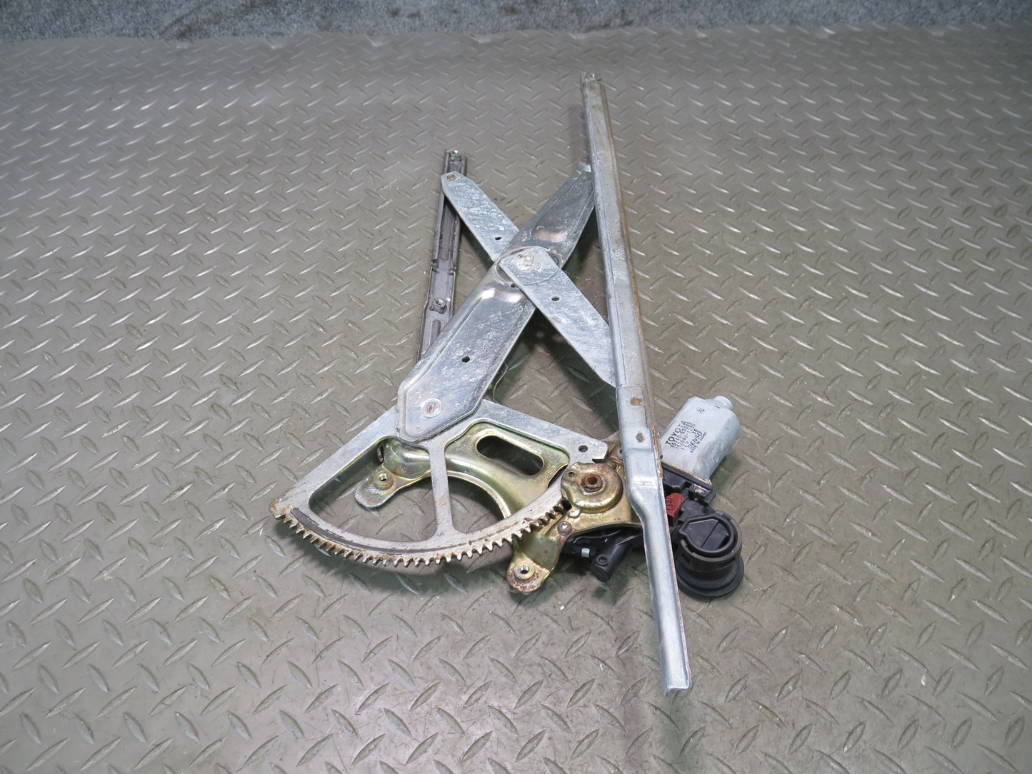 01-06 Lexus UCF30L LS430 Front Right Door Window Regulator w Motor OEM