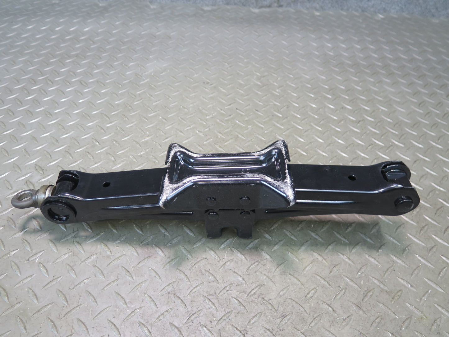 01-06 Lexus UCF30L LS430 Emergency Spare Tire Lift Jack w Handle OEM