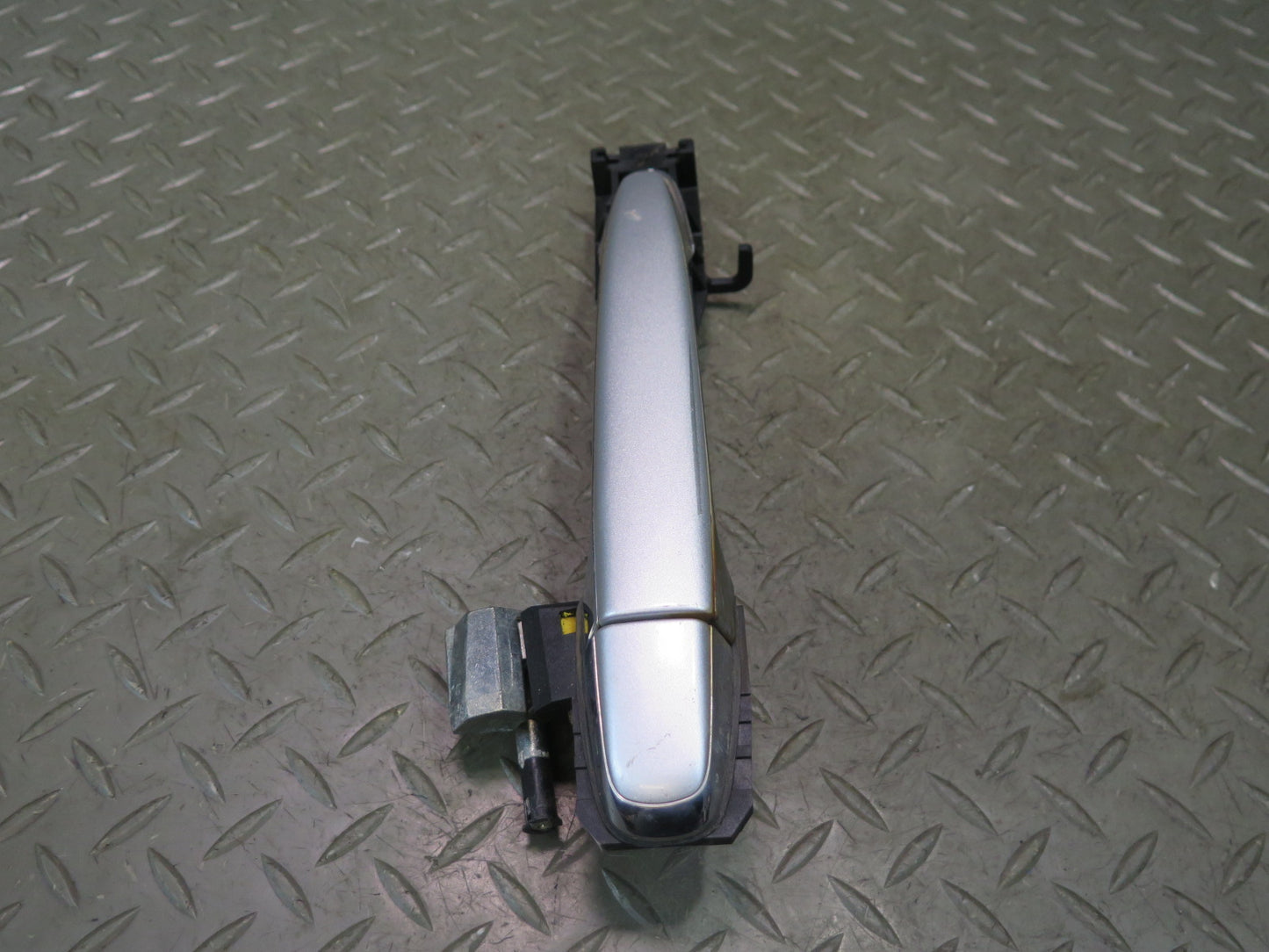 01-03 Lexus UCF30L LS430 Rear Left & Right Door Exterior Handle Set Silver OEM